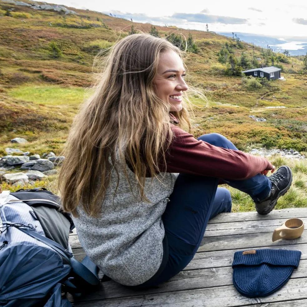 Kamphaug Knitted Vest Women