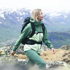 Skar Light 3L Shell Jacket Women