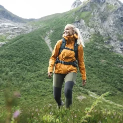 Skar Light 3L Shell Jacket Women