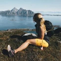 Y LightLine Vapor V2 Shorts Women